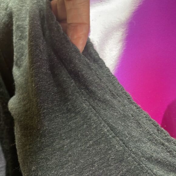 Massimo Dutti wool V neck tee - Picture 3 of 9